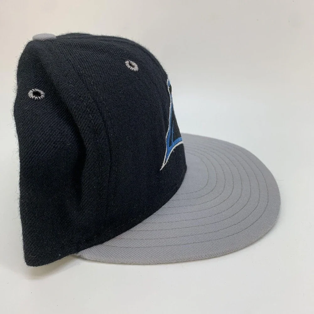Vintage New Era Pro Model Carolina Panthers 100% Wool‎ Fitted Hat Size 7 USA